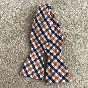 Plaid Pattern Bow Tie (The Tie Bar brand)